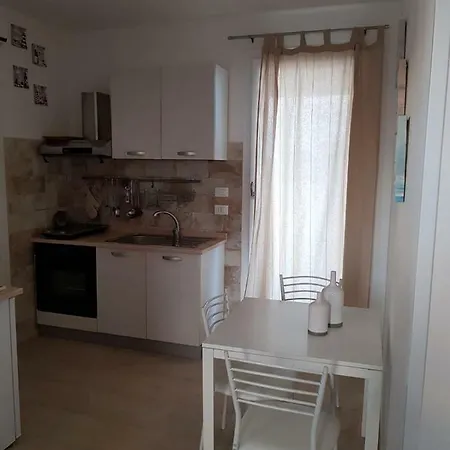 Lau Πανσιόν